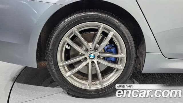 2018 BMW 5 Series (G30) 530i M Sport Package Plus Sold VIN WBAJD3100JB255579 – odometer reading 2018 BMW 5 Series (G30) 530i M Sport Package Plus Sold VIN WBAJD3100JB255579 – odometer reading