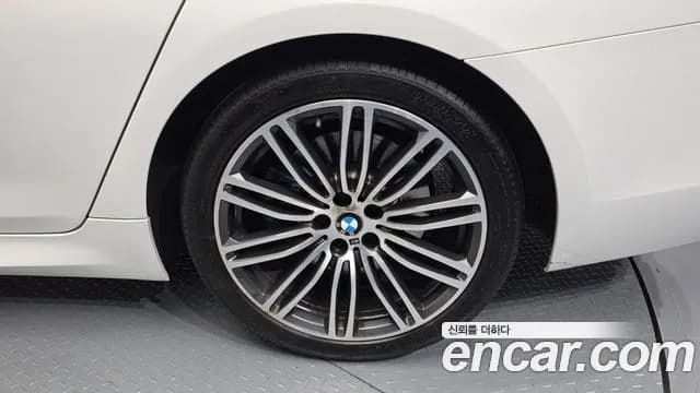2019 BMW 5Series (G30) 530i M Sport Package Plus Sold VIN WBAJD3102KWE99473 – photo 19 2019 BMW 5Series (G30) 530i M Sport Package Plus Sold VIN WBAJD3102KWE99473 – photo 19
