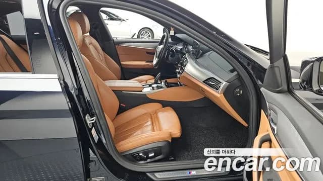 2018 BMW 5Series (G30) 530i M Sport Package Sold VIN WBAJD3106JWC97394 – photo 20 2018 BMW 5Series (G30) 530i M Sport Package Sold VIN WBAJD3106JWC97394 – photo 20
