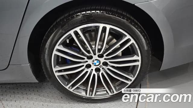 2018 BMW 5 Series (G30) 530i M Sport Package Plus Sold VIN WBAJD3107JWC99445 – photo 30 2018 BMW 5 Series (G30) 530i M Sport Package Plus Sold VIN WBAJD3107JWC99445 – photo 30