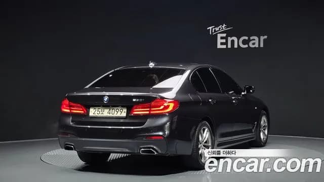 2017 BMW 5Series (G30) 530i M Sport Package Sold VIN WBAJD3108HWA91116 – side profile 2017 BMW 5Series (G30) 530i M Sport Package Sold VIN WBAJD3108HWA91116 – side profile