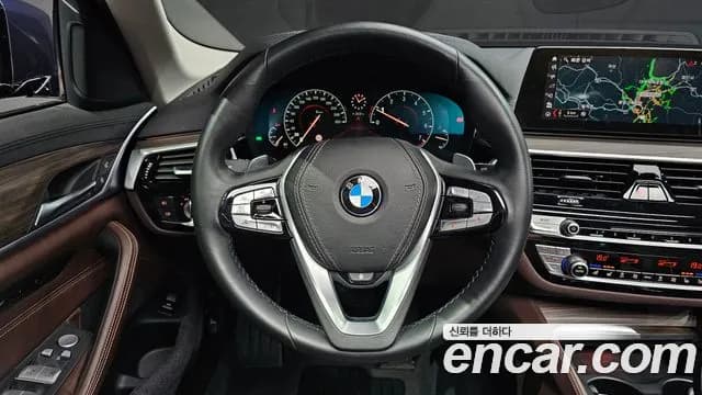 2019 BMW 5Series (G30) 530i Luxury Plus Sold VIN WBAJD3108KWW42715 – interior seats 2019 BMW 5Series (G30) 530i Luxury Plus Sold VIN WBAJD3108KWW42715 – interior seats