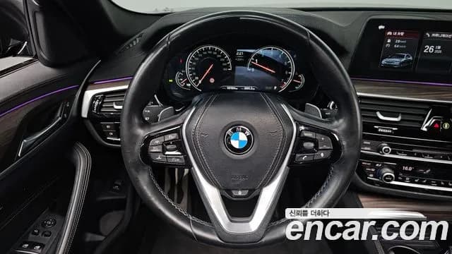2017 BMW 5Series (G30) 530i M Sport Package Plus Sold VIN WBAJD3109HWA91139 – photo 32 2017 BMW 5Series (G30) 530i M Sport Package Plus Sold VIN WBAJD3109HWA91139 – photo 32