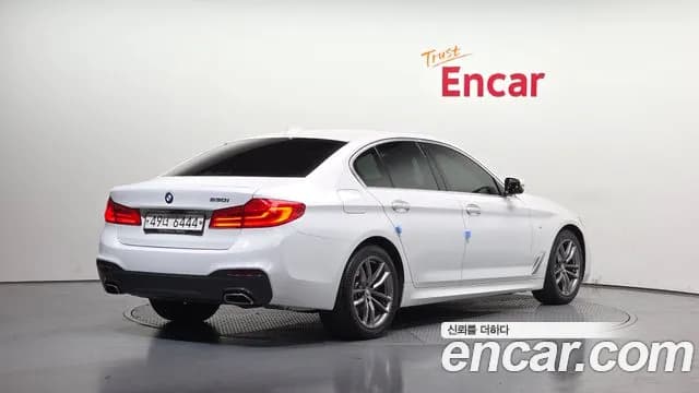 2018 BMW 5Series (G30) 530i M Sport Package Plus Sold VIN WBAJD3109JWC13617 – trunk area 2018 BMW 5Series (G30) 530i M Sport Package Plus Sold VIN WBAJD3109JWC13617 – trunk area