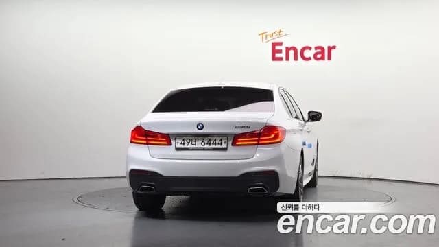 2018 BMW 5Series (G30) 530i M Sport Package Plus Sold VIN WBAJD3109JWC13617 – photo 16 2018 BMW 5Series (G30) 530i M Sport Package Plus Sold VIN WBAJD3109JWC13617 – photo 16