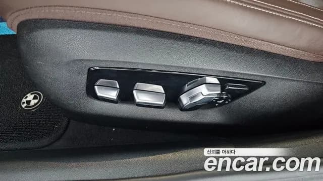 2019 BMW 5 Series (G30) M550d xDrive Sold VIN WBAJD7103KBM20226 – exterior detail 2019 BMW 5 Series (G30) M550d xDrive Sold VIN WBAJD7103KBM20226 – exterior detail