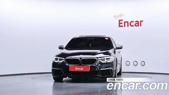 2019 BMW 5 Series (G30) M550d xDrive Sold VIN WBAJD7103KBM20226 – trunk area 2019 BMW 5 Series (G30) M550d xDrive Sold VIN WBAJD7103KBM20226 – trunk area