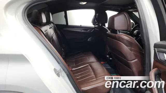 2018 BMW 5Series (G30) M550d xDrive Sold VIN WBAJD7107JBM19644 – trunk area 2018 BMW 5Series (G30) M550d xDrive Sold VIN WBAJD7107JBM19644 – trunk area