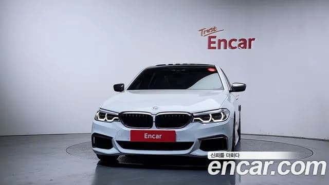 2018 BMW 5Series (G30) M550d xDrive Sold VIN WBAJD7107JBM19644 – photo 11 2018 BMW 5Series (G30) M550d xDrive Sold VIN WBAJD7107JBM19644 – photo 11