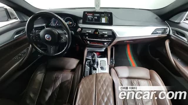 2018 BMW 5Series (G30) M550d xDrive Sold VIN WBAJD7107JBM19644 – photo 13 2018 BMW 5Series (G30) M550d xDrive Sold VIN WBAJD7107JBM19644 – photo 13