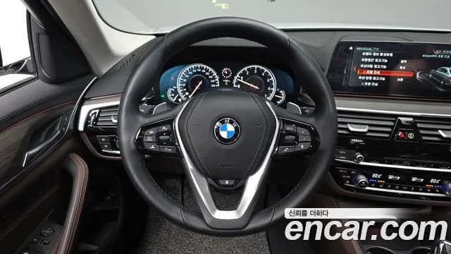 2018 BMW 5Series (G30) 530i xDrive Luxury Plus Sold VIN WBAJD9100JB277259 – exterior detail 2018 BMW 5Series (G30) 530i xDrive Luxury Plus Sold VIN WBAJD9100JB277259 – exterior detail