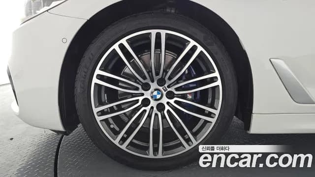2019 BMW 5 Series (G30) 530i xDrive M Sport Package Plus Sold VIN WBAJD9100KWW12210 – dashboard 2019 BMW 5 Series (G30) 530i xDrive M Sport Package Plus Sold VIN WBAJD9100KWW12210 – dashboard
