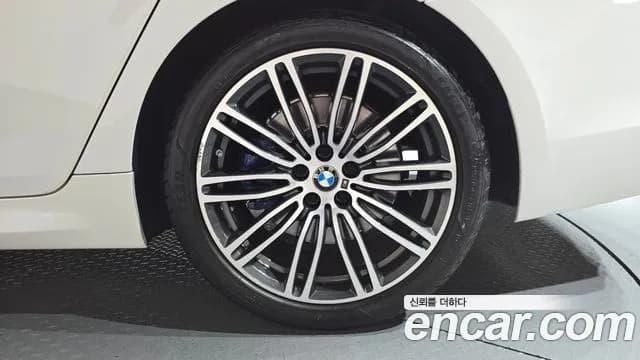 2019 BMW 5 Series (G30) 530i xDrive M Sport Package Plus Sold VIN WBAJD9100KWW12210 – photo 30 2019 BMW 5 Series (G30) 530i xDrive M Sport Package Plus Sold VIN WBAJD9100KWW12210 – photo 30
