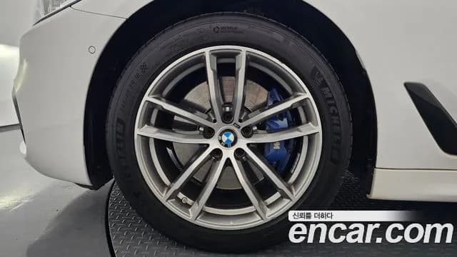2017 BMW 5 Series (G30) 530i xDrive M Sport Package Plus Sold VIN WBAJD9101HWA91767 – photo 21 2017 BMW 5 Series (G30) 530i xDrive M Sport Package Plus Sold VIN WBAJD9101HWA91767 – photo 21