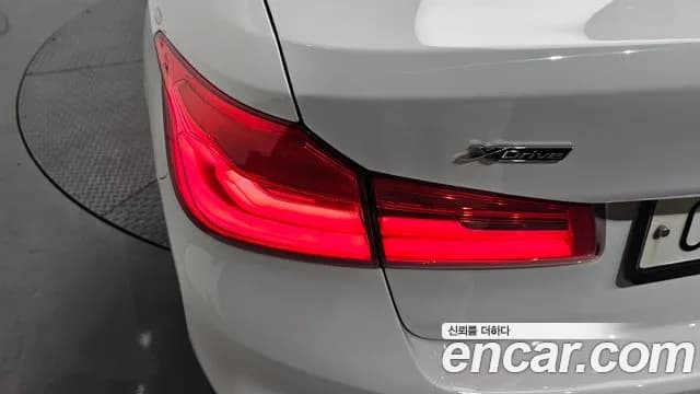 2017 BMW 5 Series (G30) 530i xDrive M Sport Package Plus Sold VIN WBAJD9101HWA91767 – photo 30 2017 BMW 5 Series (G30) 530i xDrive M Sport Package Plus Sold VIN WBAJD9101HWA91767 – photo 30