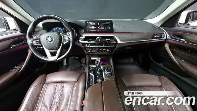 2018 BMW 5Series (G30) 530i xDrive Luxury Plus Sold VIN WBAJD9101JWC83258 – photo 17 2018 BMW 5Series (G30) 530i xDrive Luxury Plus Sold VIN WBAJD9101JWC83258 – photo 17