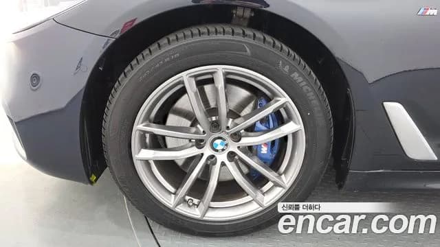 2018 BMW 5 Series (G30) 530i xDrive M Sport Package Sold VIN WBAJD9103JWC12546 – photo 34 2018 BMW 5 Series (G30) 530i xDrive M Sport Package Sold VIN WBAJD9103JWC12546 – photo 34