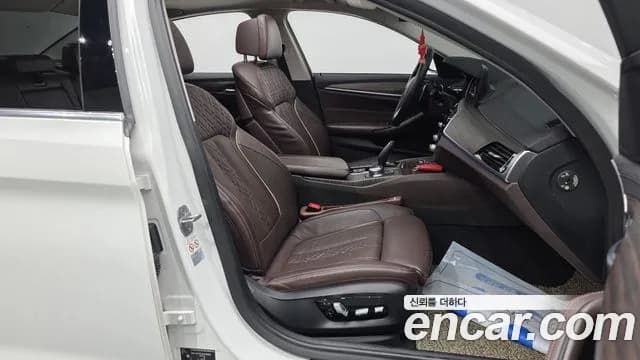 2018 BMW 5Series (G30) 530i xDrive Luxury Plus Sold VIN WBAJD9104JWC83903 – interior seats 2018 BMW 5Series (G30) 530i xDrive Luxury Plus Sold VIN WBAJD9104JWC83903 – interior seats