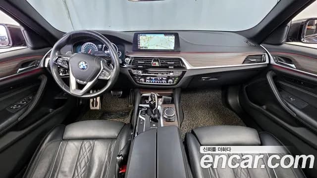 2017 BMW 5Series (G30) 530i xDrive M Sport Package Plus Sold VIN WBAJD9105HG476885 – interior seats 2017 BMW 5Series (G30) 530i xDrive M Sport Package Plus Sold VIN WBAJD9105HG476885 – interior seats