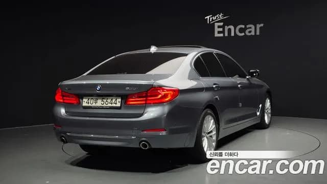 2018 BMW 5Series (G30) 530i xDrive Luxury Plus Sold VIN WBAJD9105JB277161 – photo 18 2018 BMW 5Series (G30) 530i xDrive Luxury Plus Sold VIN WBAJD9105JB277161 – photo 18