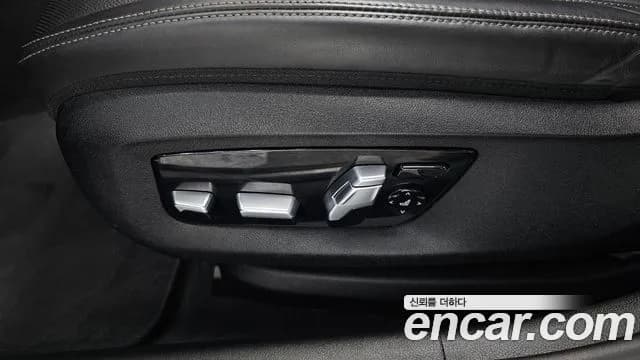 2019 BMW 5Series (G30) 530i xDrive Luxury Plus Sold VIN WBAJD9106KB278210 – rear exterior 2019 BMW 5Series (G30) 530i xDrive Luxury Plus Sold VIN WBAJD9106KB278210 – rear exterior