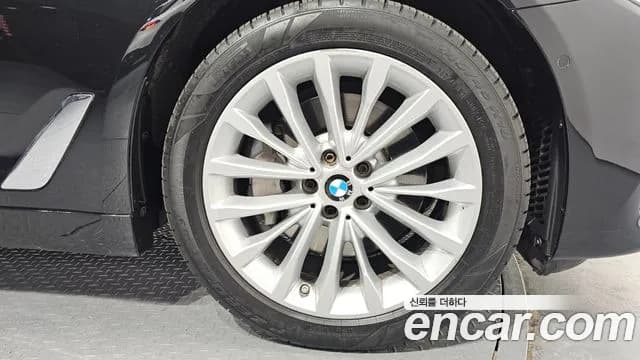 2019 BMW 5Series (G30) 530i xDrive Luxury Plus Sold VIN WBAJD9106KB278210 – photo 23 2019 BMW 5Series (G30) 530i xDrive Luxury Plus Sold VIN WBAJD9106KB278210 – photo 23