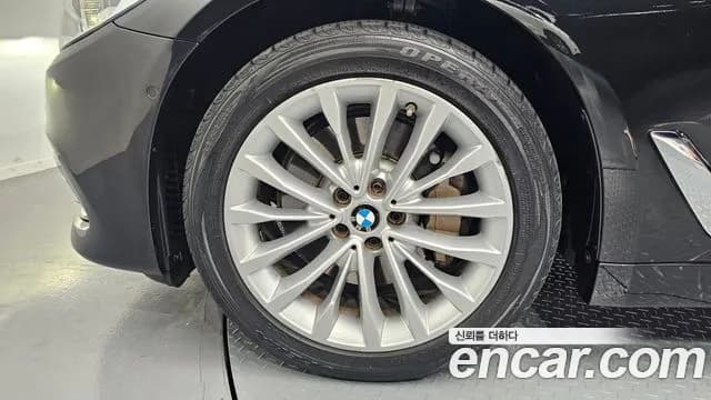 2018 BMW 5Series (G30) 530i xDrive Luxury Plus Sold VIN WBAJD9108JWC83029 – interior seats 2018 BMW 5Series (G30) 530i xDrive Luxury Plus Sold VIN WBAJD9108JWC83029 – interior seats