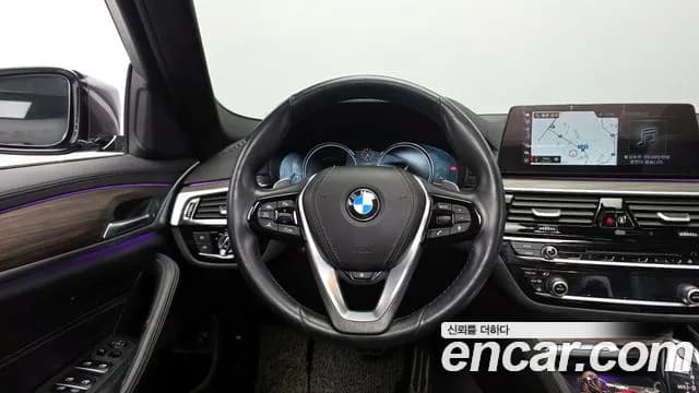 2018 BMW 5 Series (G30) 530i xDrive M Sport Package Plus Sold VIN WBAJD9109JWC11692 – front exterior 2018 BMW 5 Series (G30) 530i xDrive M Sport Package Plus Sold VIN WBAJD9109JWC11692 – front exterior