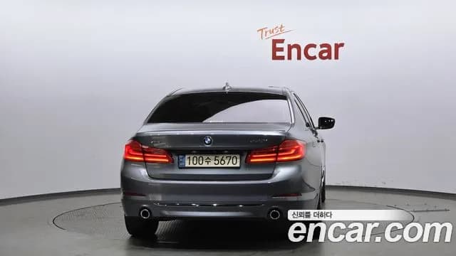 2018 BMW 5Series (G30) 530i xDrive Luxury Plus Sold VIN WBAJD9109JWC83556 – photo 16 2018 BMW 5Series (G30) 530i xDrive Luxury Plus Sold VIN WBAJD9109JWC83556 – photo 16