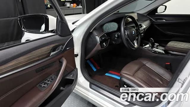 2019 BMW 5Series (G30) 530i xDrive Luxury Plus Sold VIN WBAJD9109KWC84160 – front exterior 2019 BMW 5Series (G30) 530i xDrive Luxury Plus Sold VIN WBAJD9109KWC84160 – front exterior