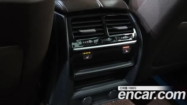 2019 BMW 5Series (G30) 530i xDrive Luxury Plus Sold VIN WBAJD9109KWC84160 – exterior detail 2019 BMW 5Series (G30) 530i xDrive Luxury Plus Sold VIN WBAJD9109KWC84160 – exterior detail