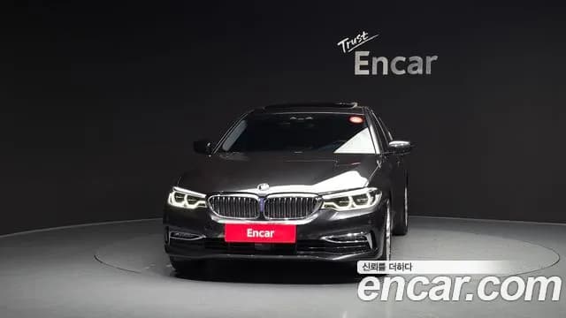 2019 BMW 5 Series (G30) 530i xDrive Luxury Plus Sold VIN WBAJD910XKWW32982 – exterior detail 2019 BMW 5 Series (G30) 530i xDrive Luxury Plus Sold VIN WBAJD910XKWW32982 – exterior detail