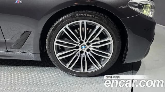 2020 BMW 5Series (G30) 520d M Sport Package Plus Sold VIN WBAJF3102LWW81618 – side profile 2020 BMW 5Series (G30) 520d M Sport Package Plus Sold VIN WBAJF3102LWW81618 – side profile