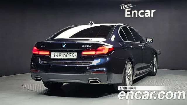2019 BMW 5Series (G30) 520d M Sport Package Plus Sold VIN WBAJF3103KBJ09060 – trunk area 2019 BMW 5Series (G30) 520d M Sport Package Plus Sold VIN WBAJF3103KBJ09060 – trunk area