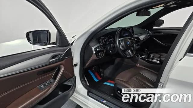 2019 BMW 5 Series (G30) 520d M Sport Package Plus Sold VIN WBAJF3103KBJ09222 – side profile 2019 BMW 5 Series (G30) 520d M Sport Package Plus Sold VIN WBAJF3103KBJ09222 – side profile