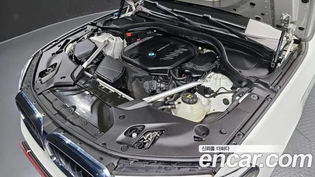 2020 BMW 5 Series (G30) 520d M Sport Package Plus Sold VIN WBAJF3106LWW85235 – undercarriage 2020 BMW 5 Series (G30) 520d M Sport Package Plus Sold VIN WBAJF3106LWW85235 – undercarriage
