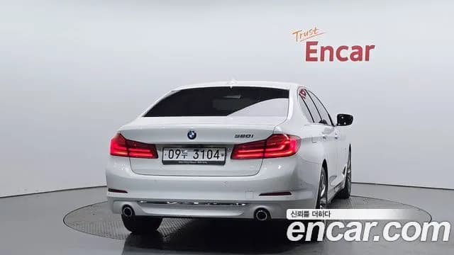 2018 BMW 5Series (G30) 520i Luxury Sold VIN WBAJK7100JBP73172 – side profile 2018 BMW 5Series (G30) 520i Luxury Sold VIN WBAJK7100JBP73172 – side profile