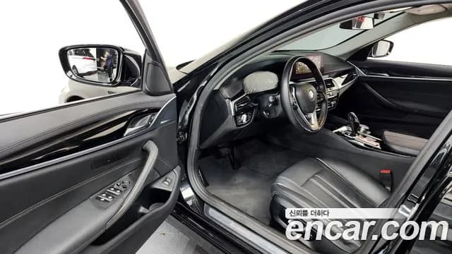 2019 BMW 5 Series (G30) 520i Luxury Sold VIN WBAJK7106KBP75087 – photo 19 2019 BMW 5 Series (G30) 520i Luxury Sold VIN WBAJK7106KBP75087 – photo 19
