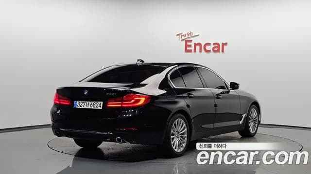 2020 BMW 5Series (G30) 520i Luxury Sold VIN WBAJK9100LCD89582 – side profile 2020 BMW 5Series (G30) 520i Luxury Sold VIN WBAJK9100LCD89582 – side profile