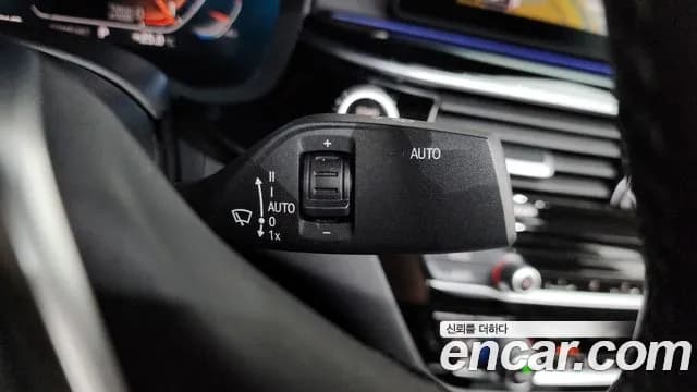 2020 BMW 5Series (G30) 520i Luxury Sold VIN WBAJK9100LCD91106 – photo 24 2020 BMW 5Series (G30) 520i Luxury Sold VIN WBAJK9100LCD91106 – photo 24