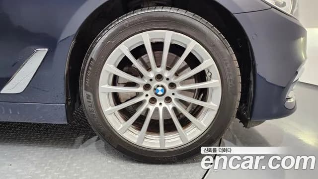 2020 BMW 5Series (G30) 520i Luxury Sold VIN WBAJK9100LCD91106 – photo 28 2020 BMW 5Series (G30) 520i Luxury Sold VIN WBAJK9100LCD91106 – photo 28