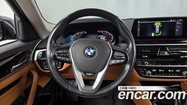 2020 BMW 5Series (G30) 520i Luxury Sold VIN WBAJK9103LBR78712 – rear exterior 2020 BMW 5Series (G30) 520i Luxury Sold VIN WBAJK9103LBR78712 – rear exterior