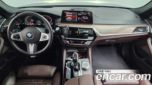2020 BMW 5Series (G30) 520i M Sport Sold VIN WBAJK9103LCE84038 – exterior detail 2020 BMW 5Series (G30) 520i M Sport Sold VIN WBAJK9103LCE84038 – exterior detail