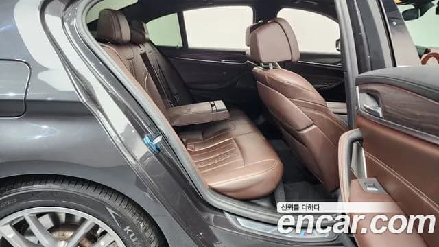 2020 BMW 5Series (G30) 520i M Sport Sold VIN WBAJK9103LCE84038 – photo 15 2020 BMW 5Series (G30) 520i M Sport Sold VIN WBAJK9103LCE84038 – photo 15