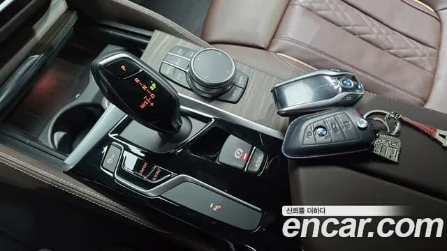 2020 BMW 5Series (G30) 520i M Sport Sold VIN WBAJK9104LCE68740 – side profile 2020 BMW 5Series (G30) 520i M Sport Sold VIN WBAJK9104LCE68740 – side profile