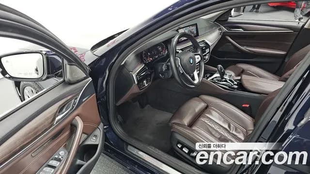 2020 BMW 5Series (G30) 520i Luxury Sold VIN WBAJK9105LCE88088 – rear exterior 2020 BMW 5Series (G30) 520i Luxury Sold VIN WBAJK9105LCE88088 – rear exterior