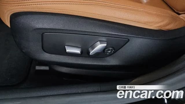 2020 BMW 5 Series (G30) 520i Luxury Sold VIN WBAJK9107LCE07026 – dashboard 2020 BMW 5 Series (G30) 520i Luxury Sold VIN WBAJK9107LCE07026 – dashboard