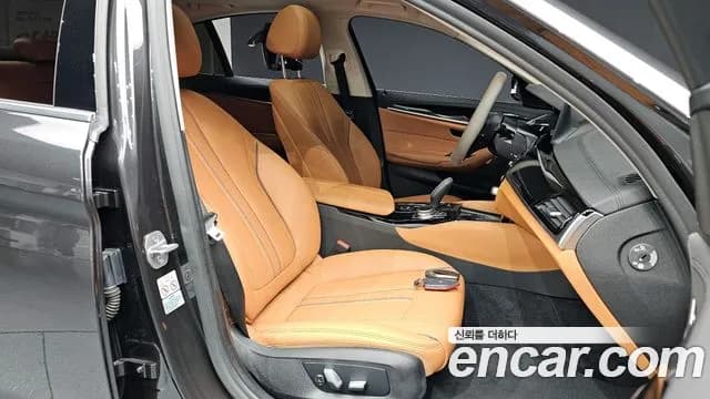 2020 BMW 5Series (G30) 520i Luxury Sold VIN WBAJK9109LCD63451 – interior seats 2020 BMW 5Series (G30) 520i Luxury Sold VIN WBAJK9109LCD63451 – interior seats