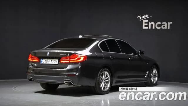 2020 BMW 5Series (G30) 520i M Sport Sold VIN WBAJK910XLCE84053 – rear exterior 2020 BMW 5Series (G30) 520i M Sport Sold VIN WBAJK910XLCE84053 – rear exterior