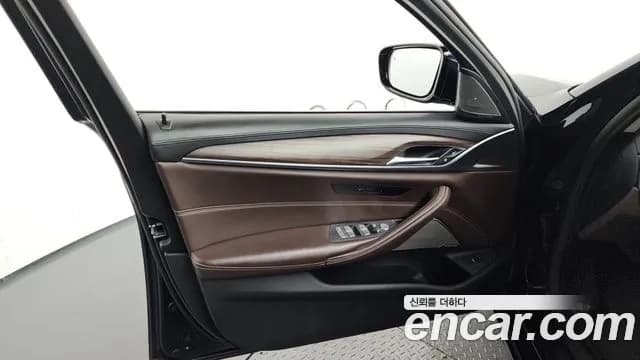 2020 BMW 5 Series (G30) 530i Luxury Plus Sold VIN WBAJR510111111111 – photo 35 2020 BMW 5 Series (G30) 530i Luxury Plus Sold VIN WBAJR510111111111 – photo 35